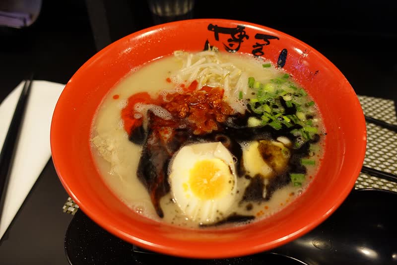 하카타 돈코츠 라멘