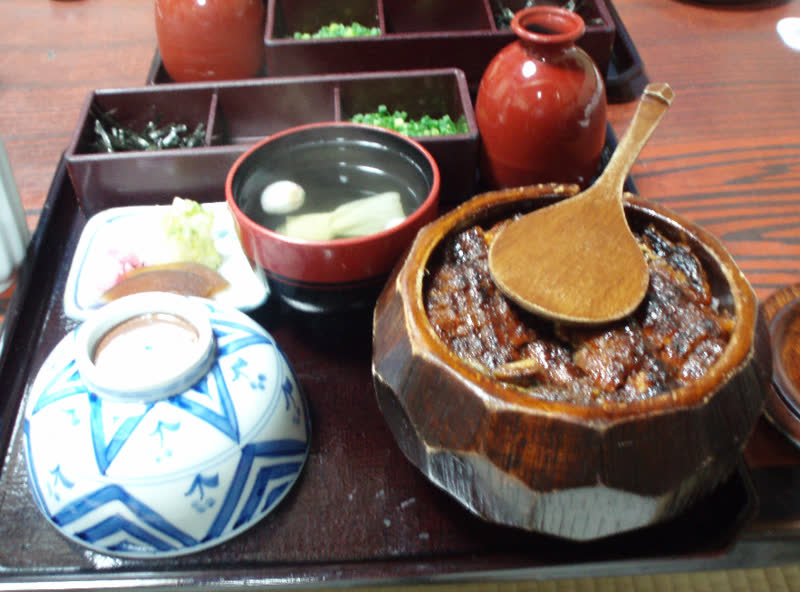 히쓰마부시